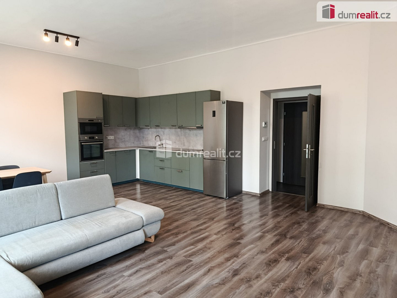 Pronájem bytu 3+kk 92 m²