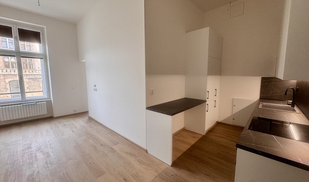 Pronájem bytu 2+kk 38 m², Brno – náhled fotky 2