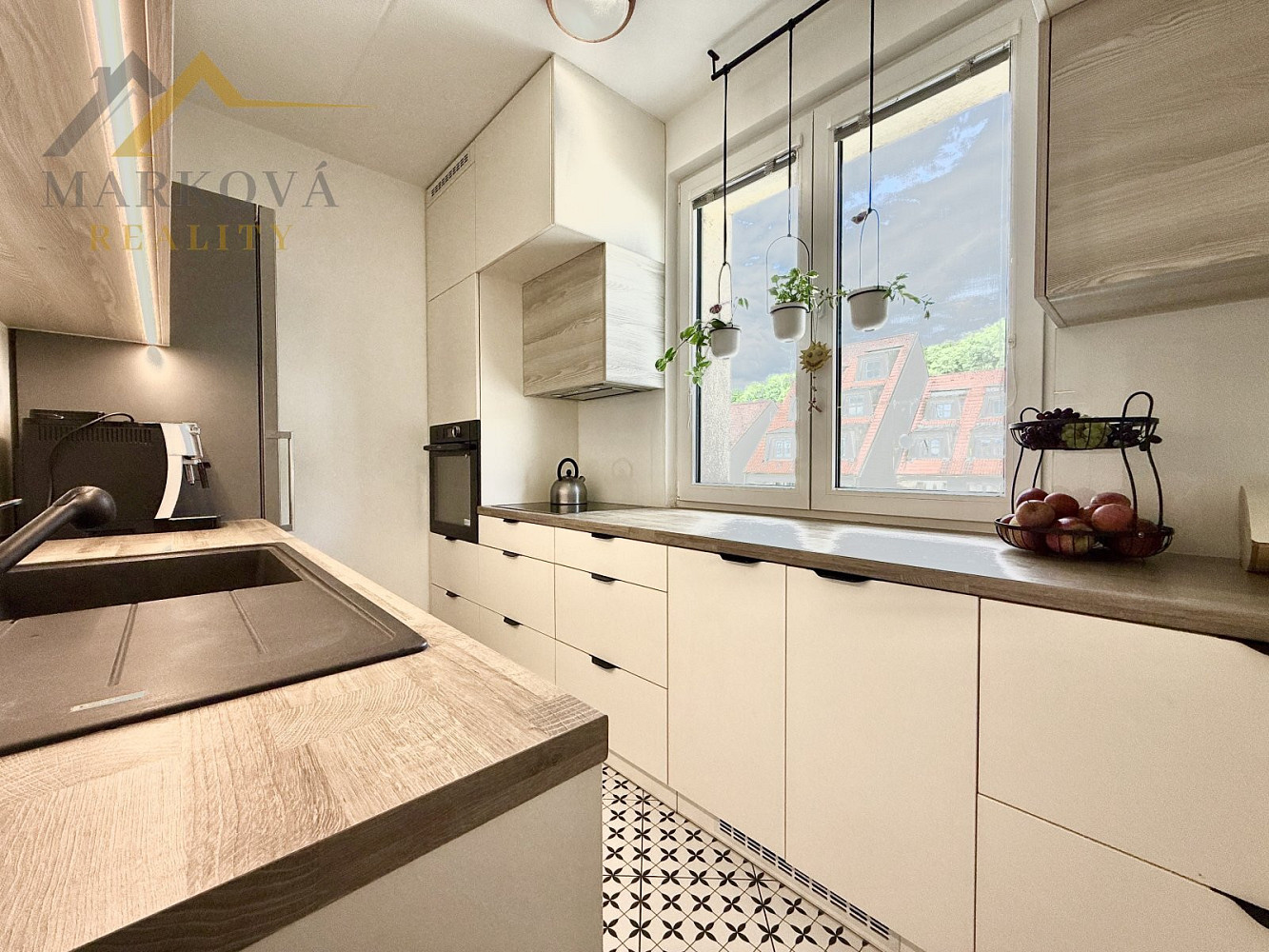 Prodej bytu 5+1 88 m² — photo 2