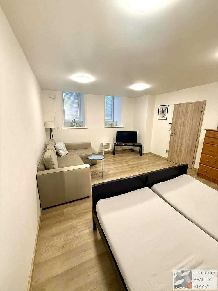 Prodej bytu 2+1 62 m² – pohled 2