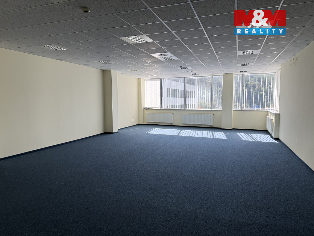 Pronájem obchodních prostor 100 m² – fotografie 4