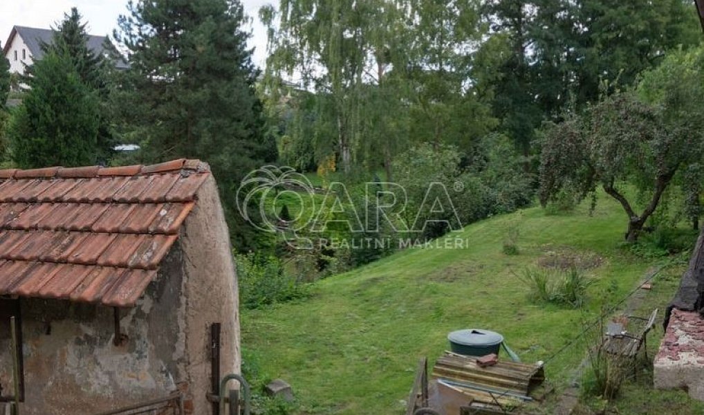 Prodej domu 200 m² s pozemkem 1 769 m², Zápy – náhled fotky 14