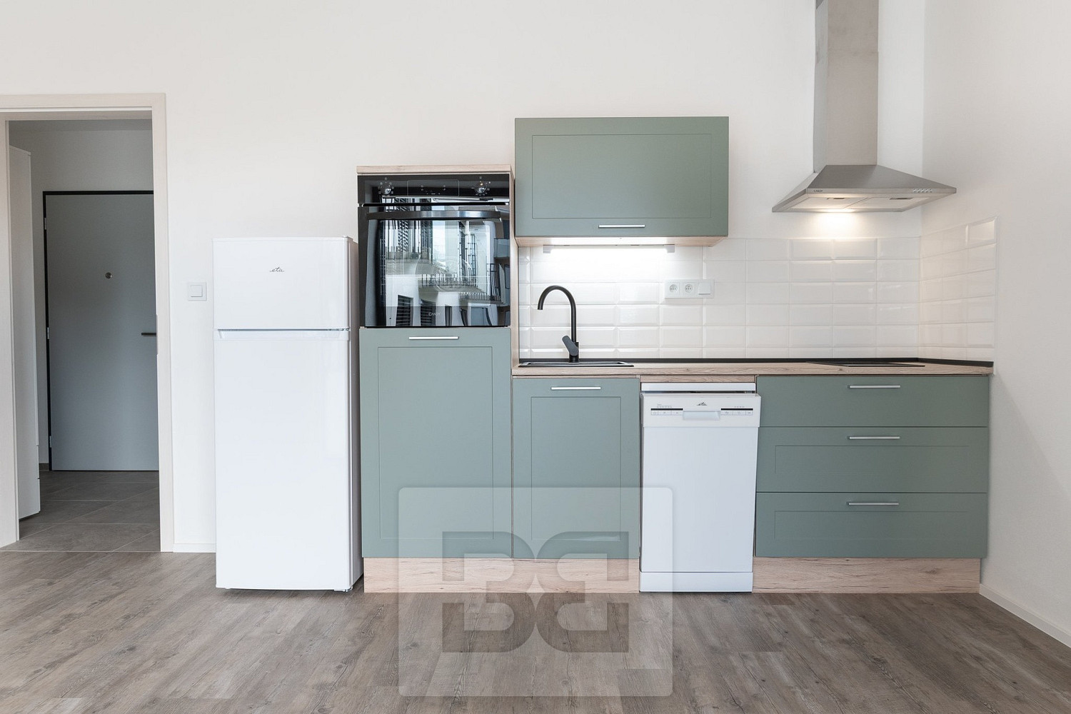Pronájem bytu 1+kk 37 m² – fotografie 4