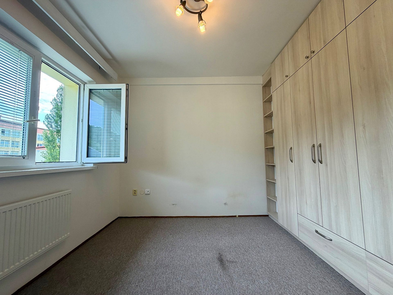 Pronájem bytu 1+1 30 m² – fotografie 4