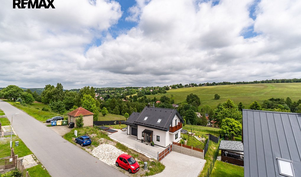 Prodej domu 328 m² s pozemkem 758 m², Vejprty – náhled fotky 55