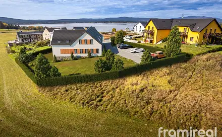 Prodej komerčního pozemku 1 696 m², Frymburk - Kovářov, okres Český Krumlov