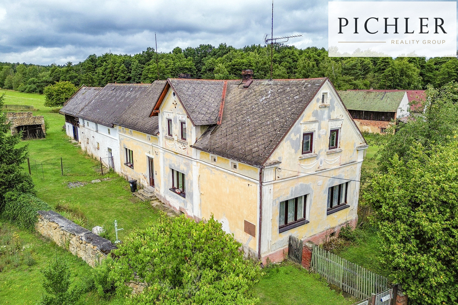 Prodej domu 417 m² s pozemkem 3 580 m²