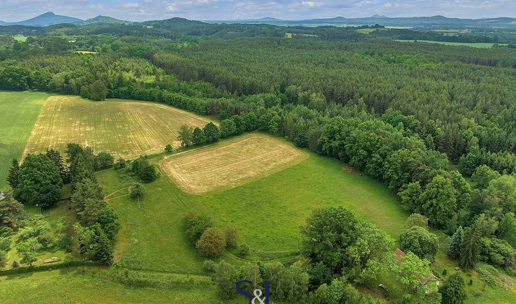 Prodej stavebního pozemku 3 160 m², Svojkov – náhled fotky 9