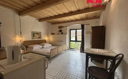 Pronájem bytu 1+kk 28 m², Černiv, okres Litoměřice