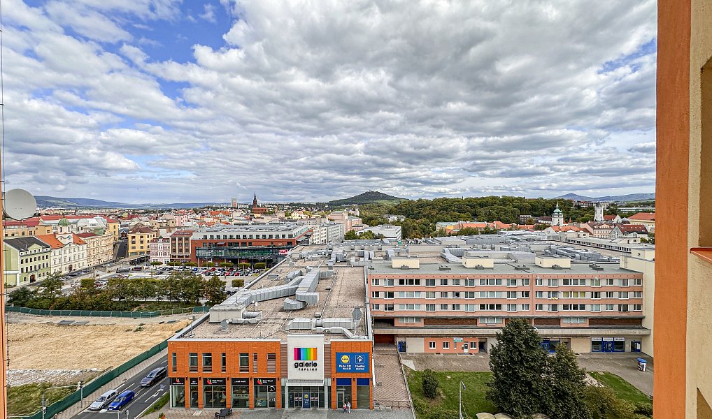 Pronájem bytu 2+1 54 m², Teplice – náhled fotky 3