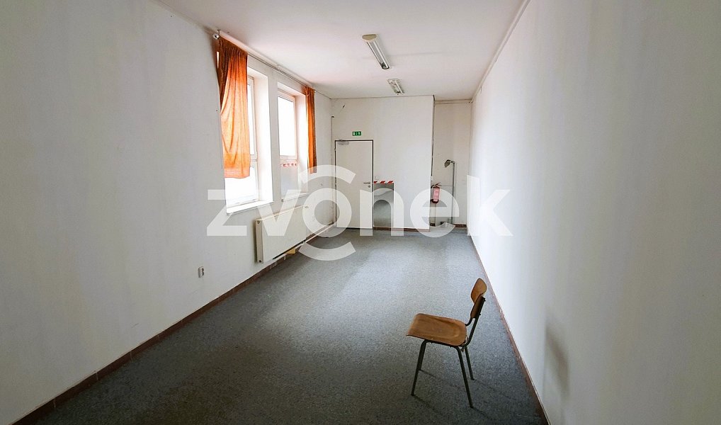 Pronájem obchodních prostor 212 m², Bílovice – náhled fotky 5