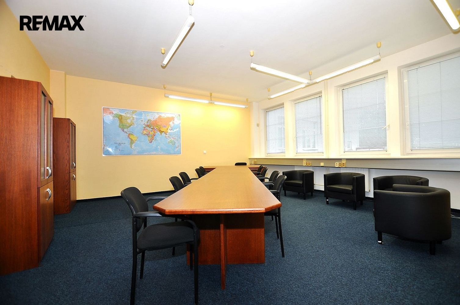 Pronájem kanceláře 25 m² — photo 2