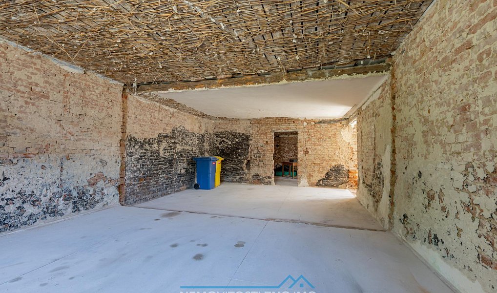 Prodej domu 382 m² s pozemkem 1 154 m², Božice – náhled fotky 13