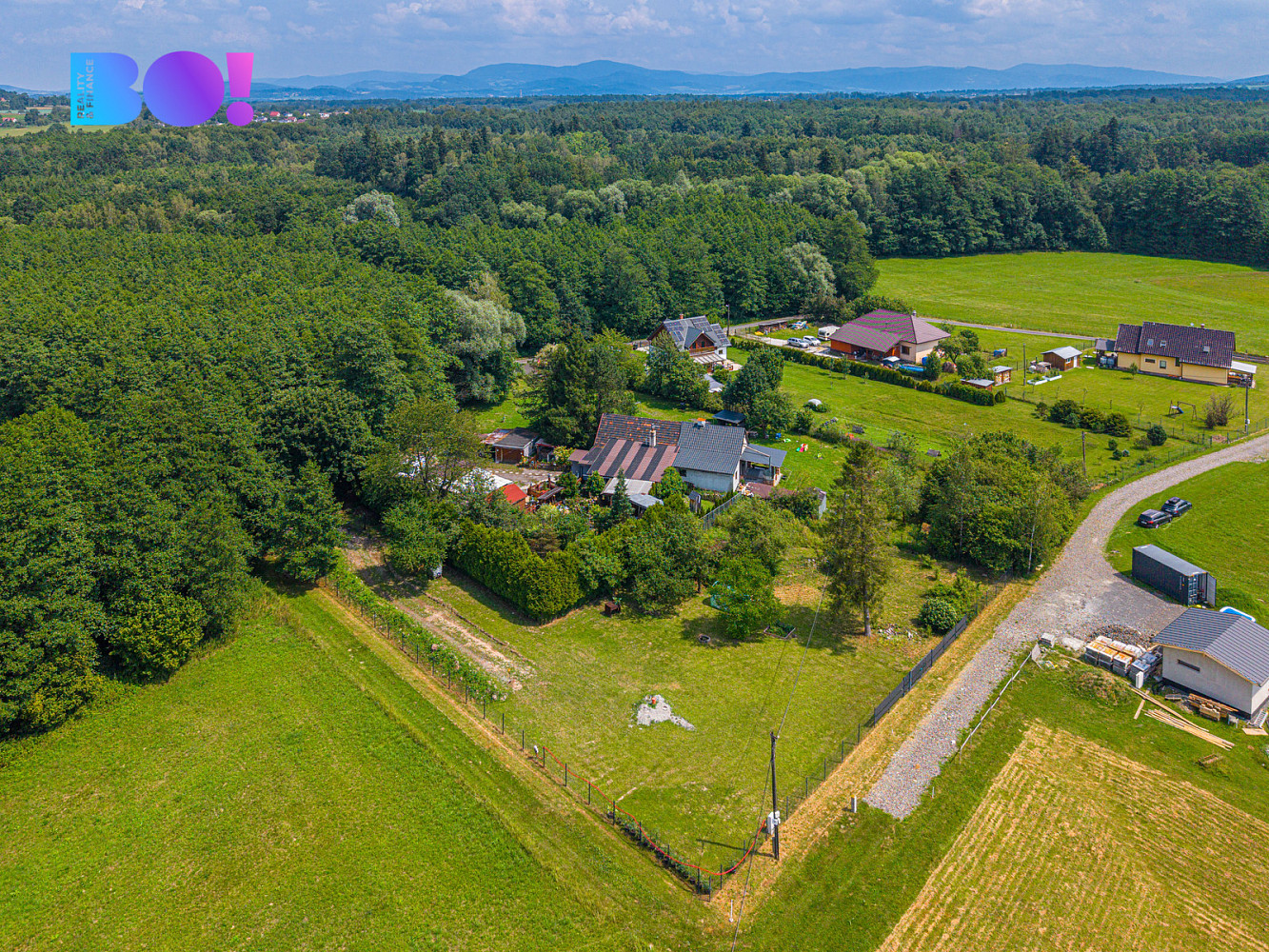 Prodej stavebního pozemku 1 873 m² – fotografie 3