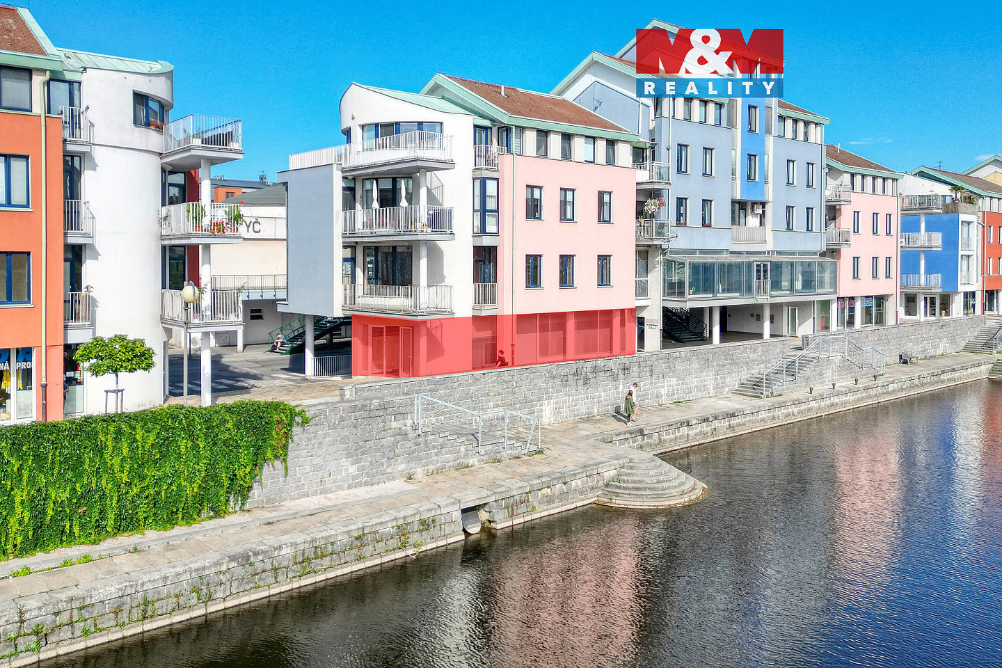 Prodej obchodních prostor 53 m²