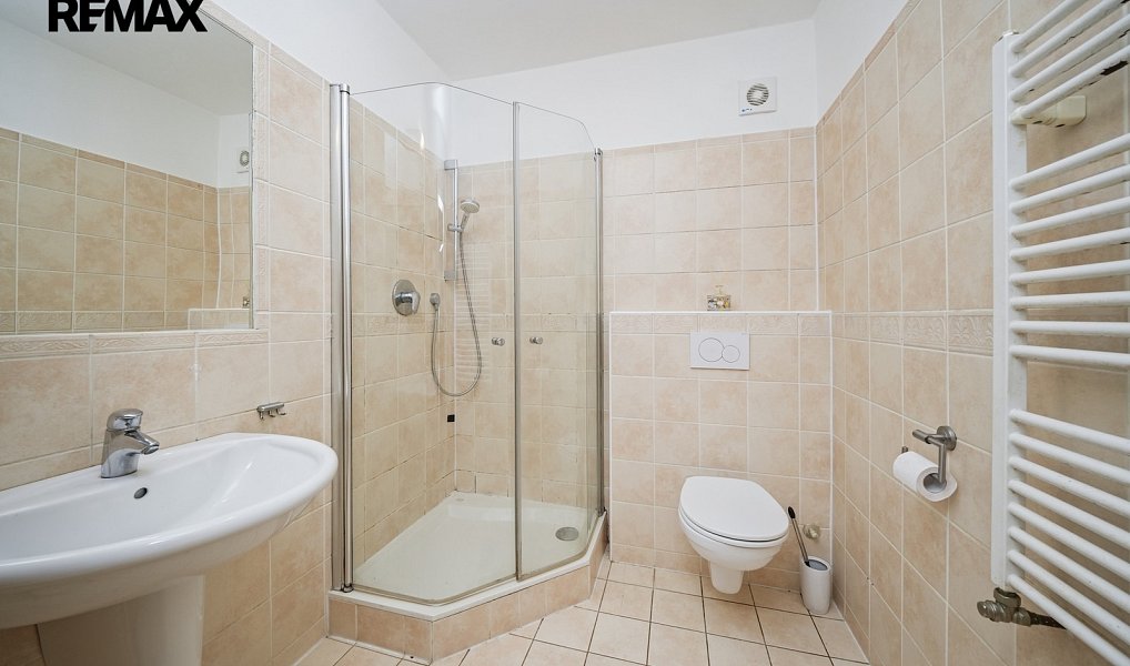Prodej domu 180 m² s pozemkem 410 m², Kuřim – náhled fotky 9