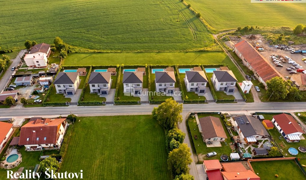 Prodej stavebního pozemku 600 m², Bezděkov – náhled fotky 2