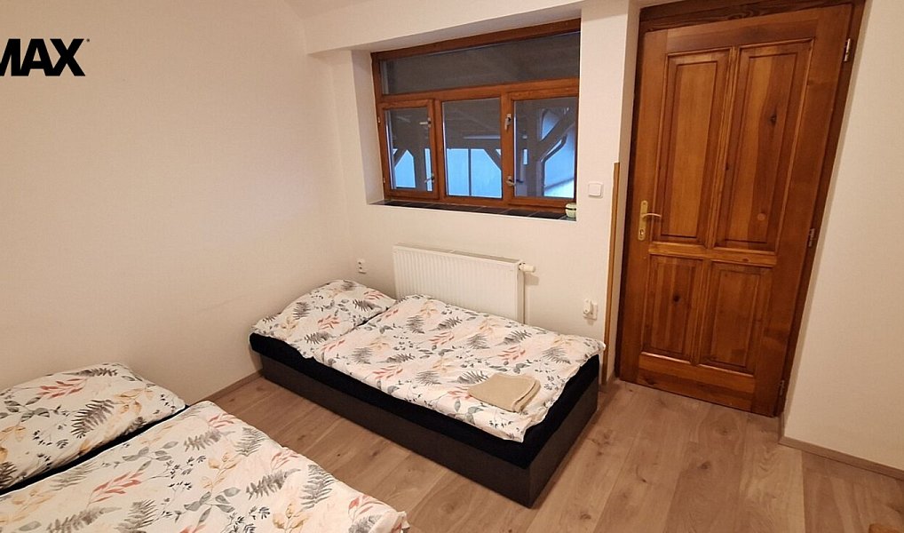 Pronájem bytu 1+kk 17 m², Jedovnice – náhled fotky 9