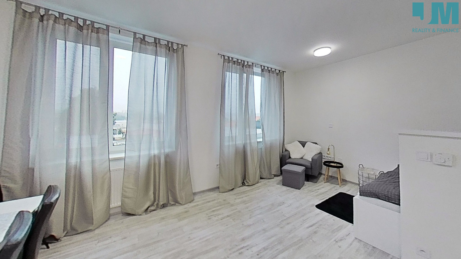 Pronájem bytu 1+kk 37 m² — photo 4