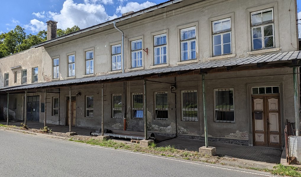 Prodej výrobních prostor 1 100 m², Králíky – náhled fotky 19