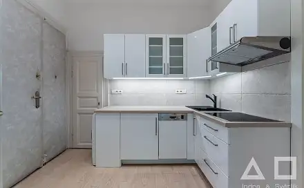Pronájem bytu 1+kk 35 m²