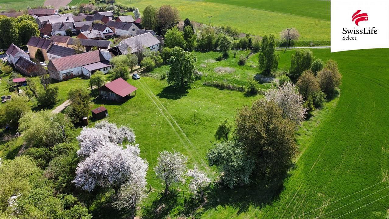 Prodej stavebního pozemku 3 735 m² – fotografie 5