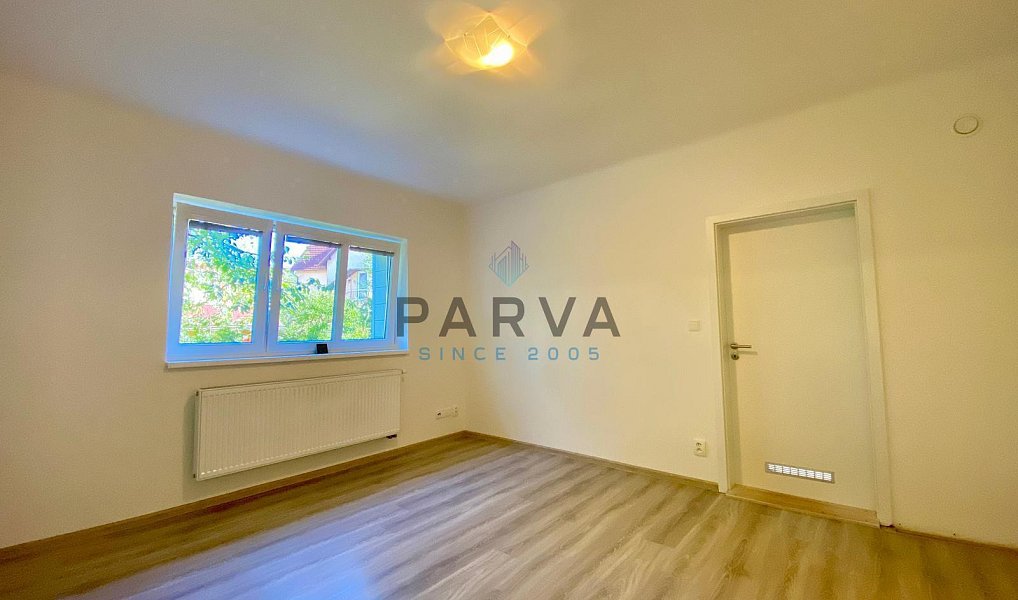Pronájem bytu 2+kk 45 m², Řevnice – náhled fotky 10