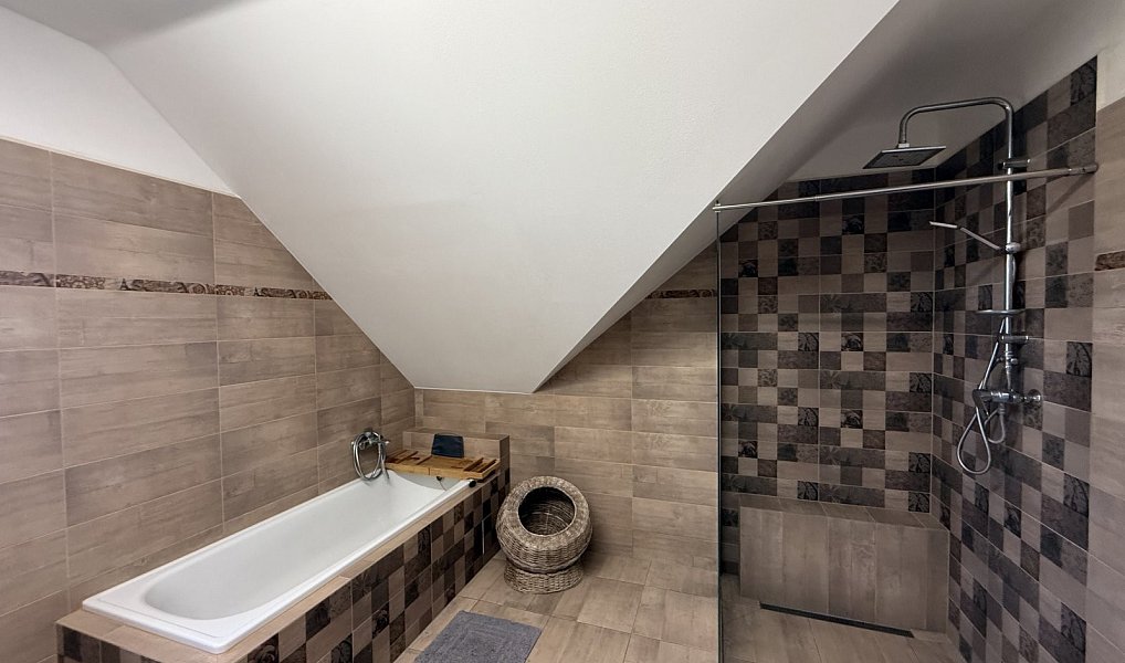 Prodej domu 170 m² s pozemkem 721 m², Lipno nad Vltavou – náhled fotky 16