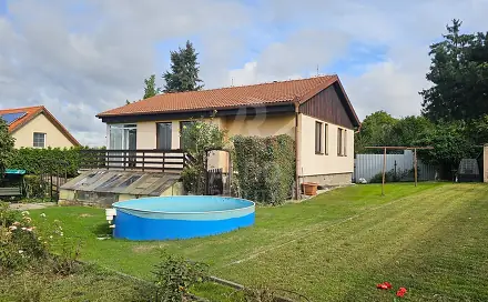 Prodej domu 82 m² s pozemkem 907 m², Hradešín, okres Kolín