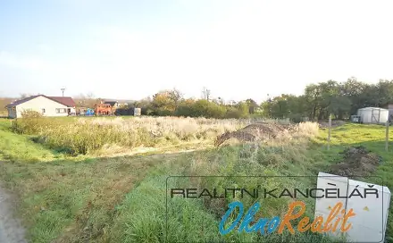 Prodej stavebního pozemku 1 202 m², Lazníky, okres Přerov
