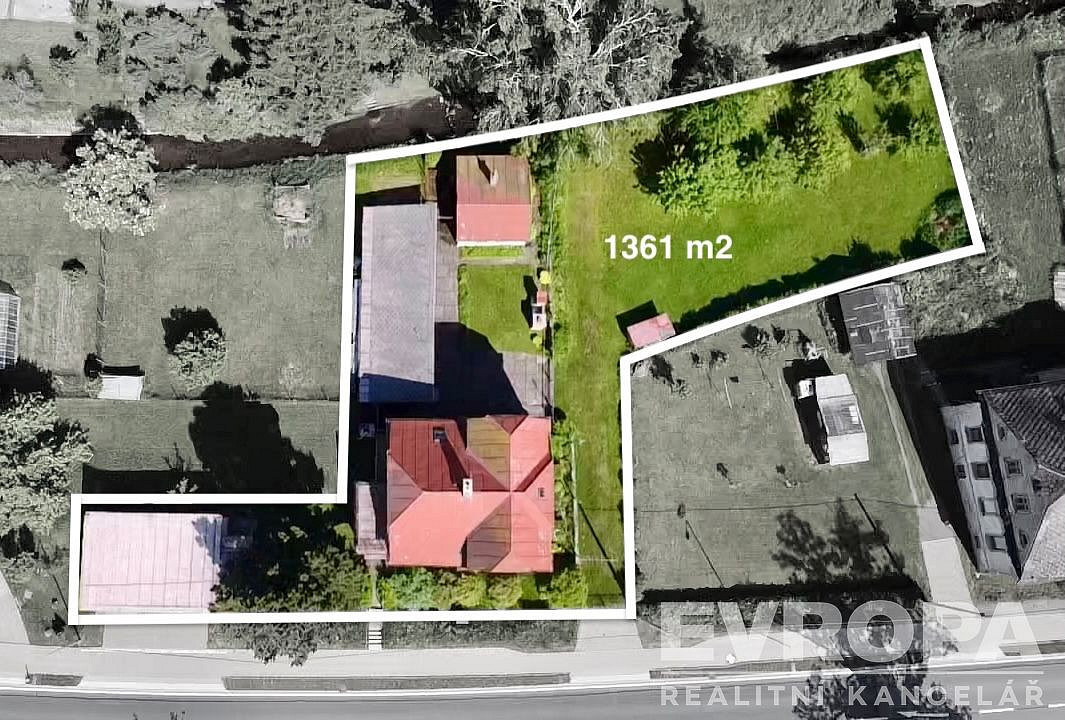 Prodej domu 230 m² s pozemkem 1 361 m² — photo 2