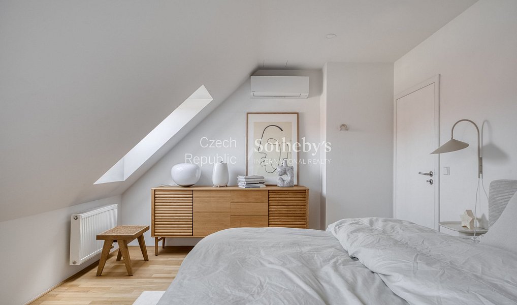 Prodej bytu 4+kk 129 m², Praha – náhled fotky 14