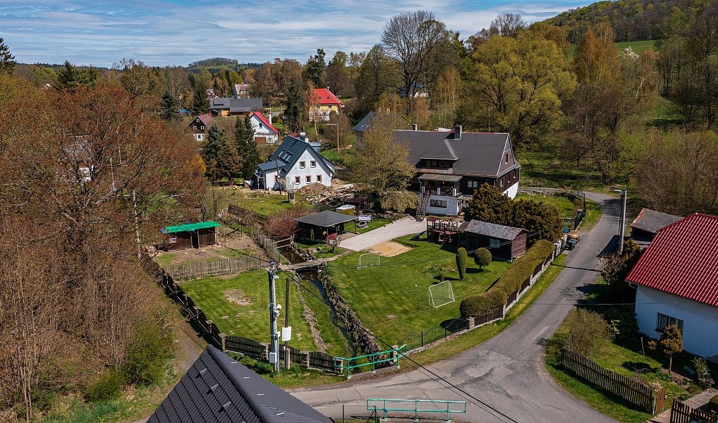 Prodej domu 380 m² s pozemkem 1 881 m², Velký Šenov – náhled fotky 51