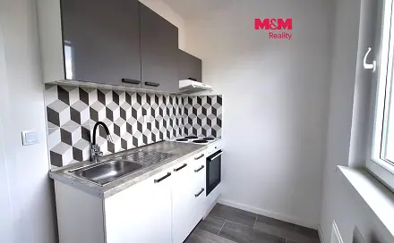 Pronájem bytu 1+1 35 m²