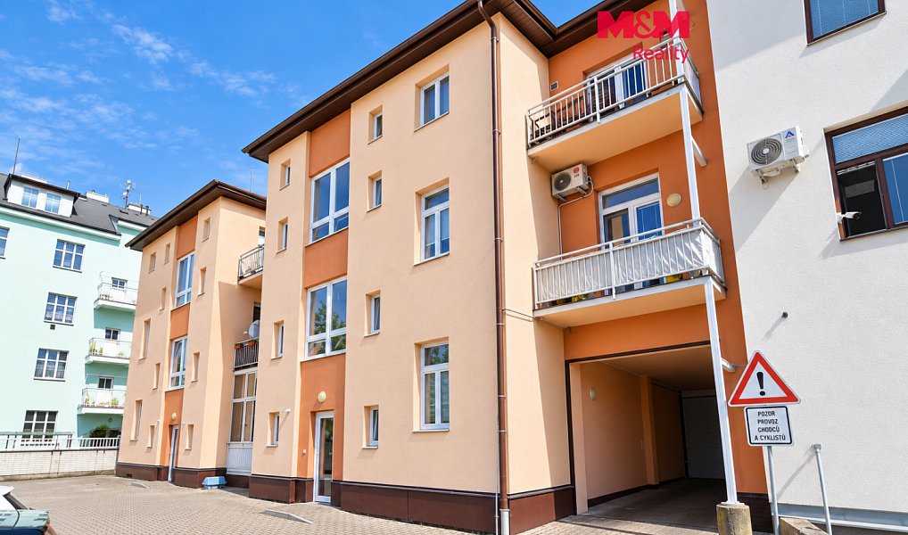 Pronájem bytu 2+kk, 64 m², Pražské Předměstí - Hradec Králové, Hradec Králové