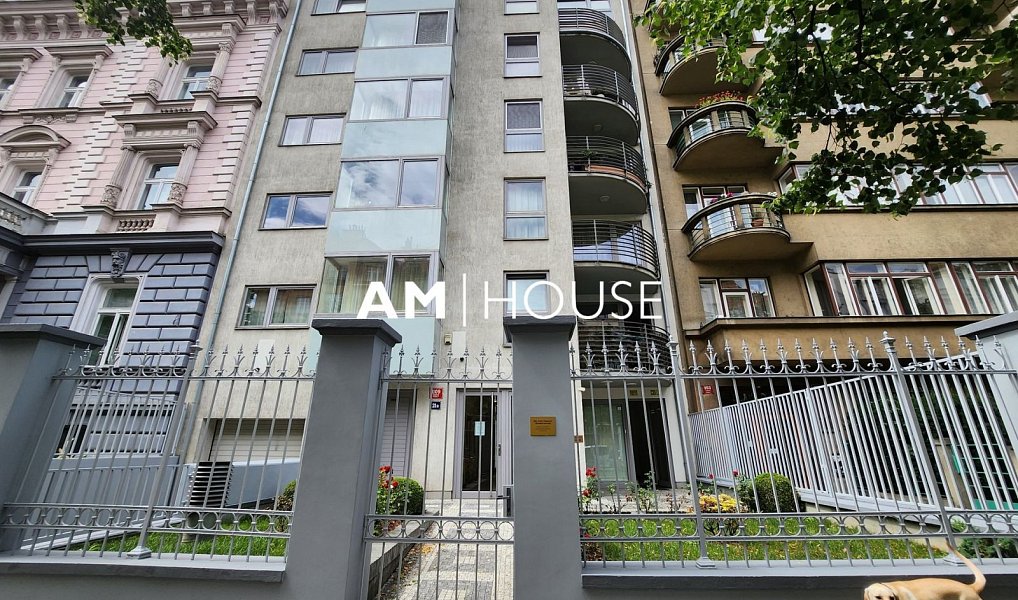 Pronájem bytu 3+kk 77 m², Praha – náhled fotky 12