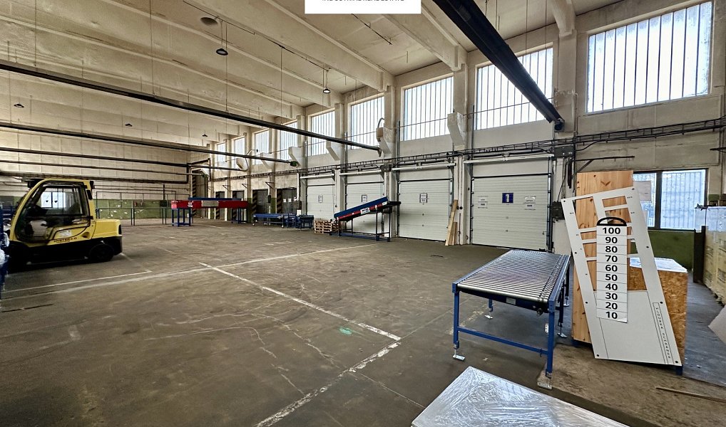 Pronájem výrobních prostor 903 m², Žalany – náhled fotky 9