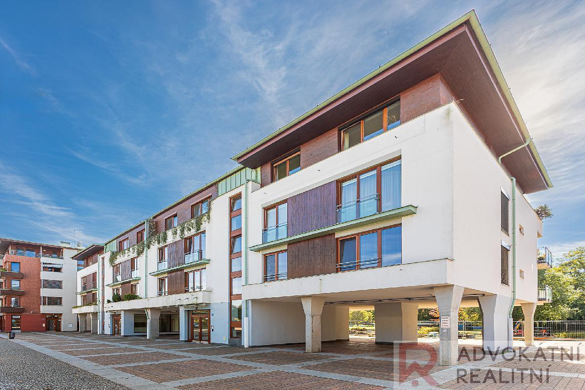Pronájem bytu 1+kk 35 m²
