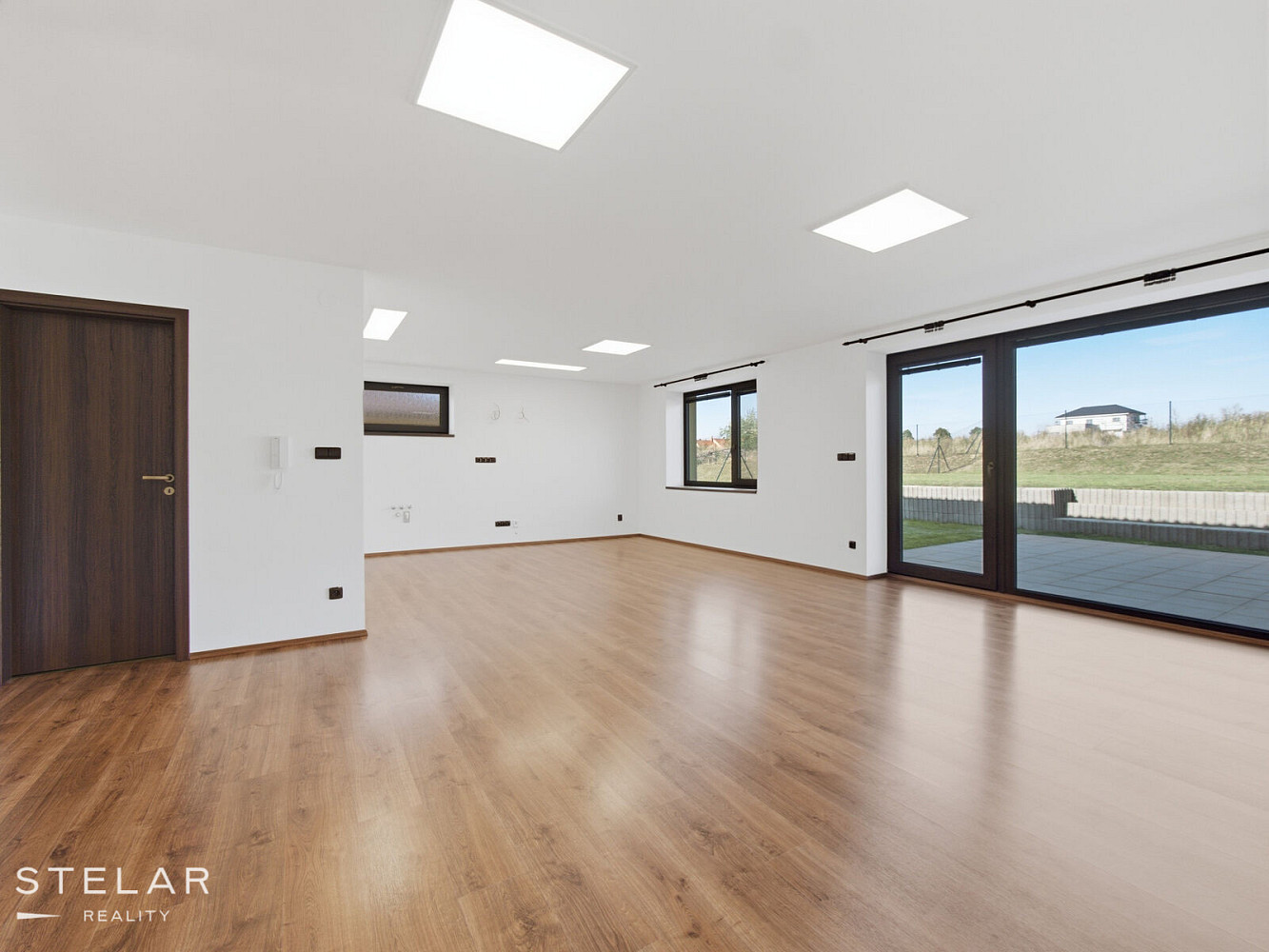 Prodej domu 128 m² s pozemkem 878 m² – fotografie 2