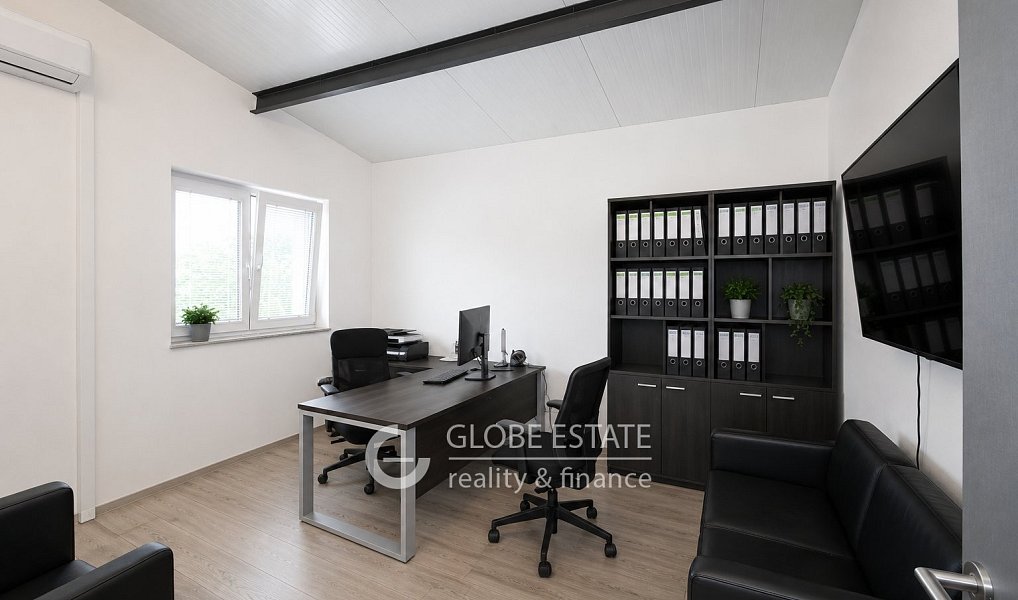 Pronájem výrobních prostor 1 000 m², Záryby – náhled fotky 4