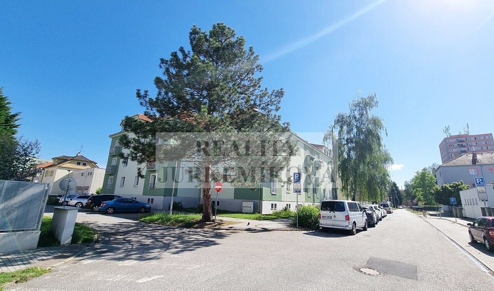 Prodej bytu 2+1 54 m², České Budějovice – náhled fotky 17