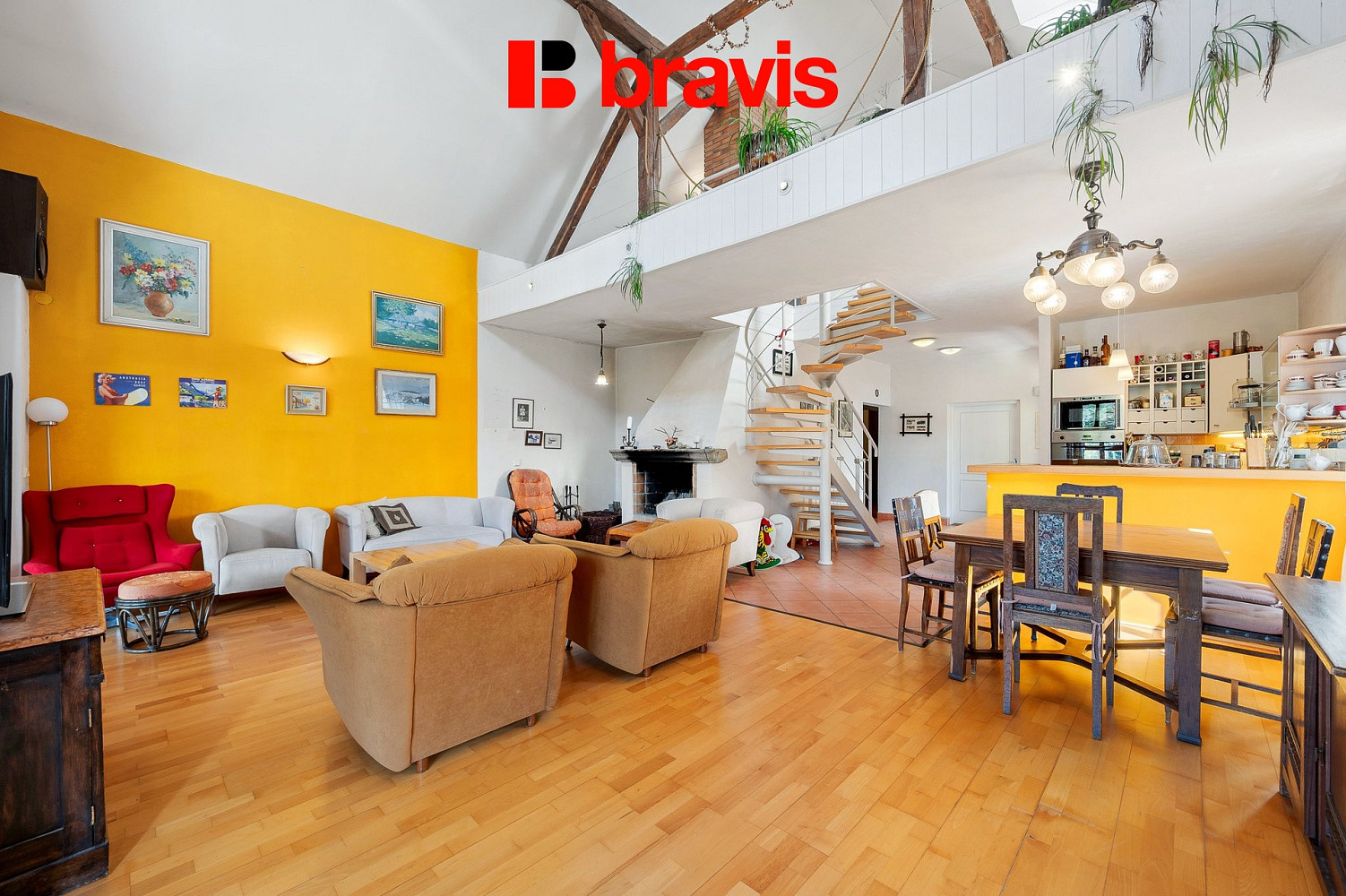 Prodej domu 211 m² s pozemkem 781 m²