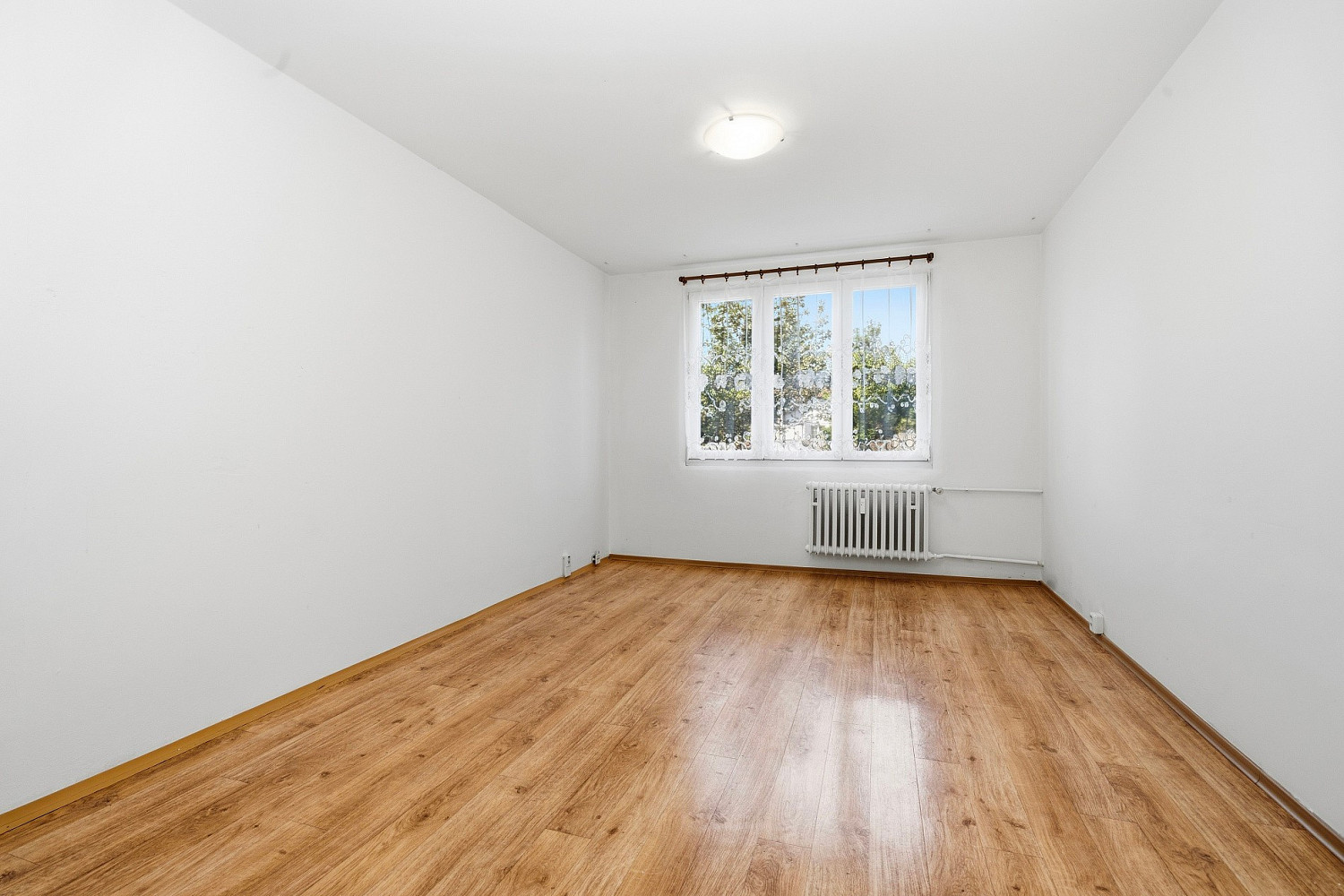 Pronájem bytu 2+1 62 m² — photo 3