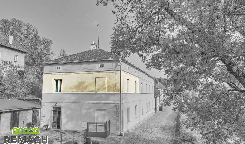 Prodej bytu 2+1 70 m², Kuks – náhled fotky 4