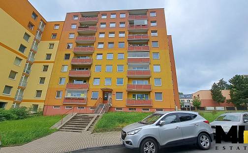 Prodej bytu 2+1 65 m², V Oblouku, Ústí nad Labem - Krásné Březno