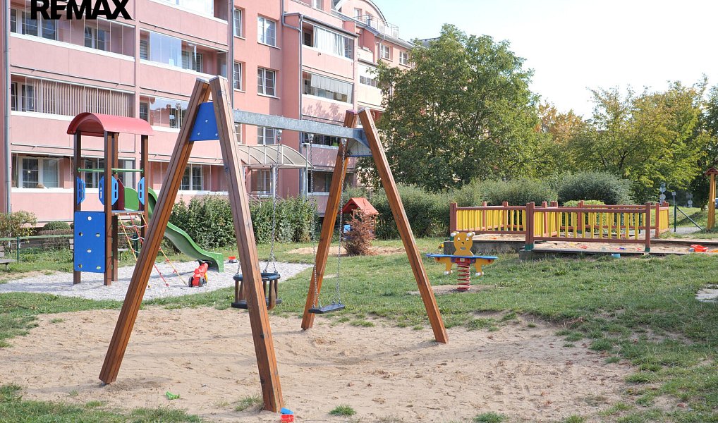 Prodej bytu 3+1 74 m², Praha – náhled fotky 24