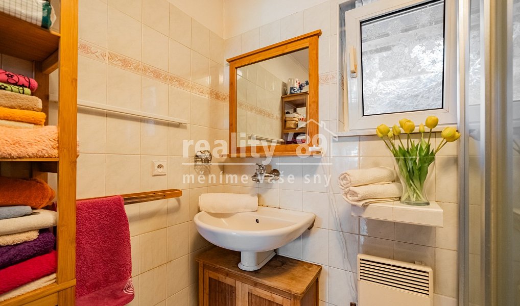 Prodej domu 127 m² s pozemkem 3 305 m², Hostivice – náhled fotky 17