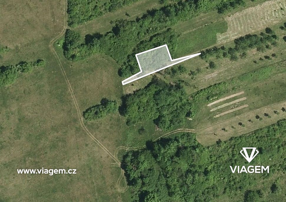 Prodej pole 398 m²