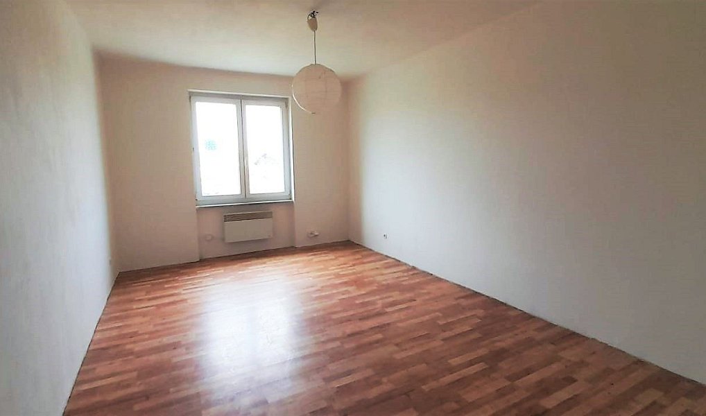 Pronájem bytu 3+1 72 m², Bor – náhled fotky 3
