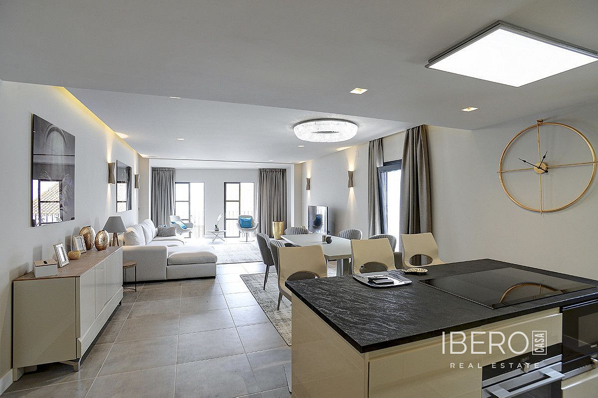 Piso 3+kk – Marbella, Nueva Andalucía - Vista 5
